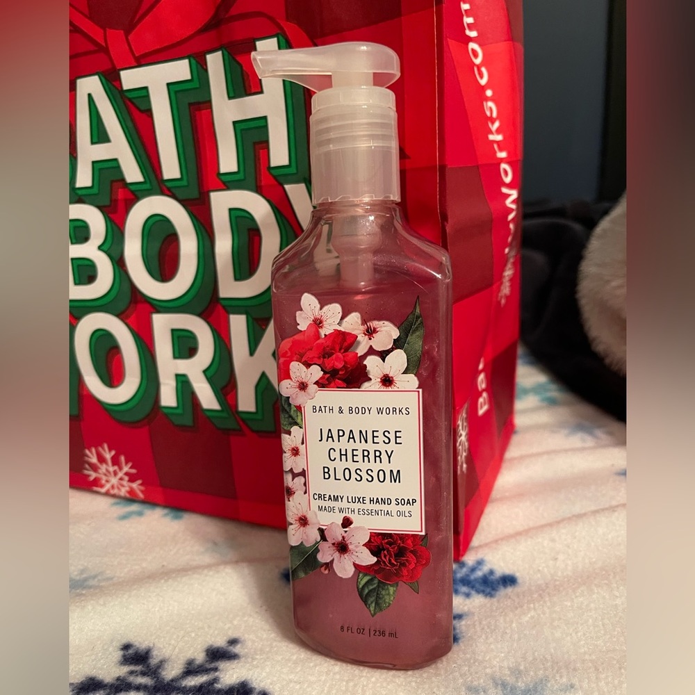 Bath and Body works Hand soaps in gel